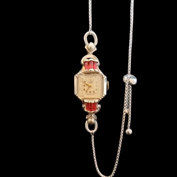 Attention Collectors-Viking Red Vial Mechanical Vintage Womens Gothic Watch - Picture 1 of 8